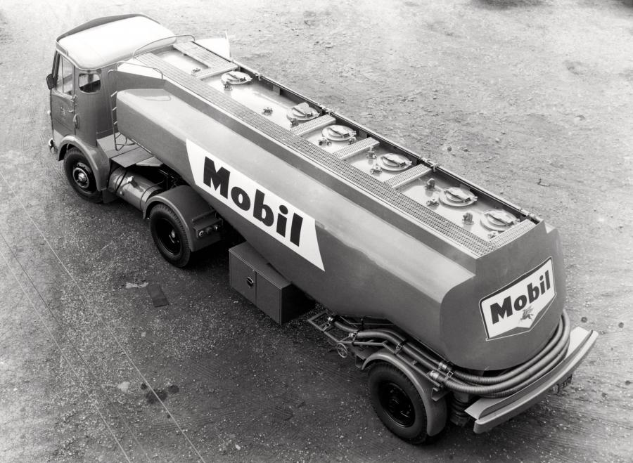  AEC Mandator MkV Tractor (G4RA) 1959 года  (UK) (фото 9 из 12)